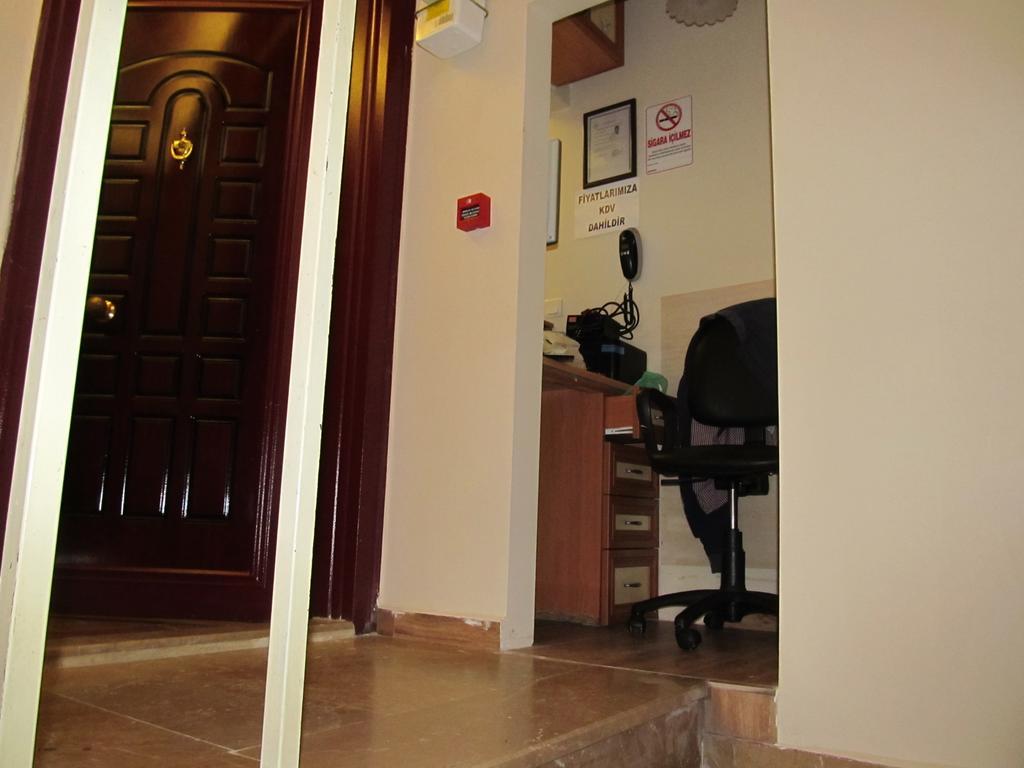 Buyukada Cinar Hotel (Adults Only) Adalar Exterior foto